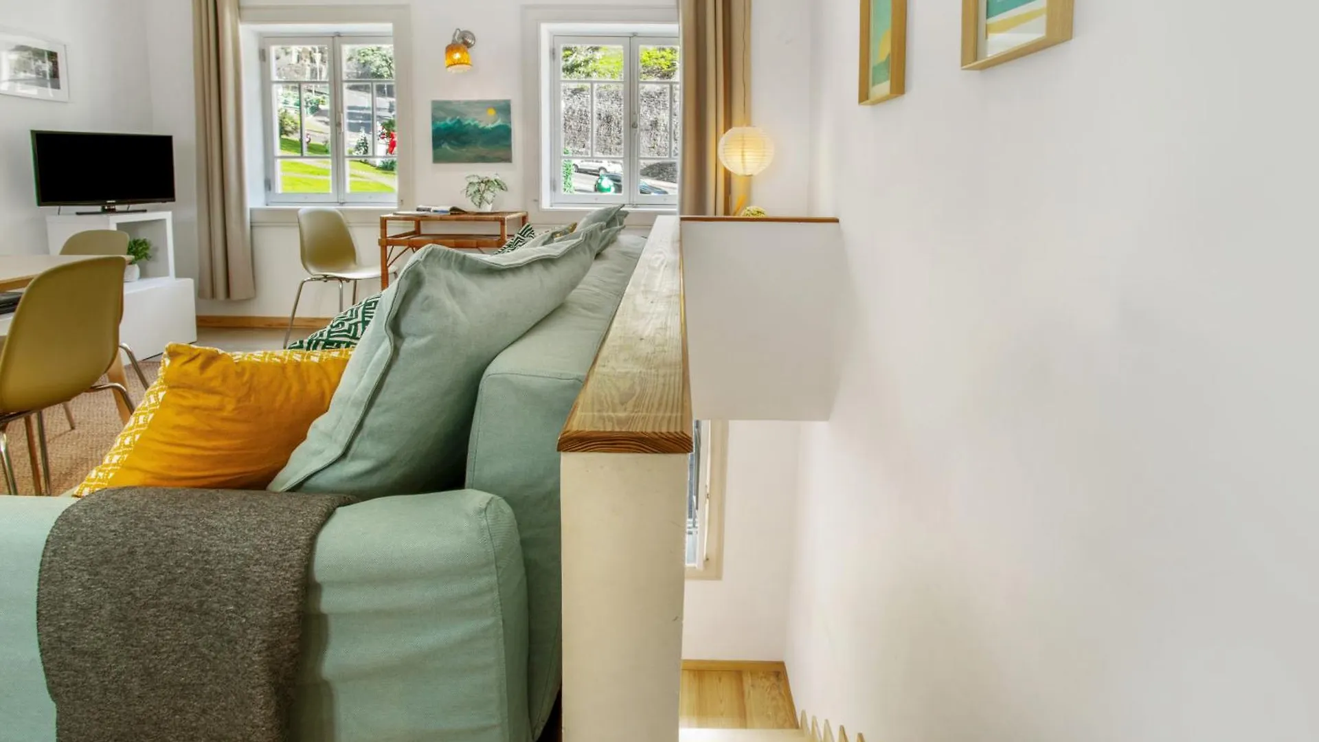 Calheta Beach House T1 Holiday home