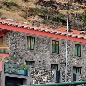 Chale Esmeralda - Charming In Calheta Calheta (Madeira)