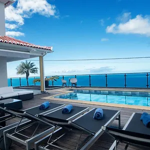 Villa Estrela Do Mar - By Lovelystay - Lovely, Sun Filled